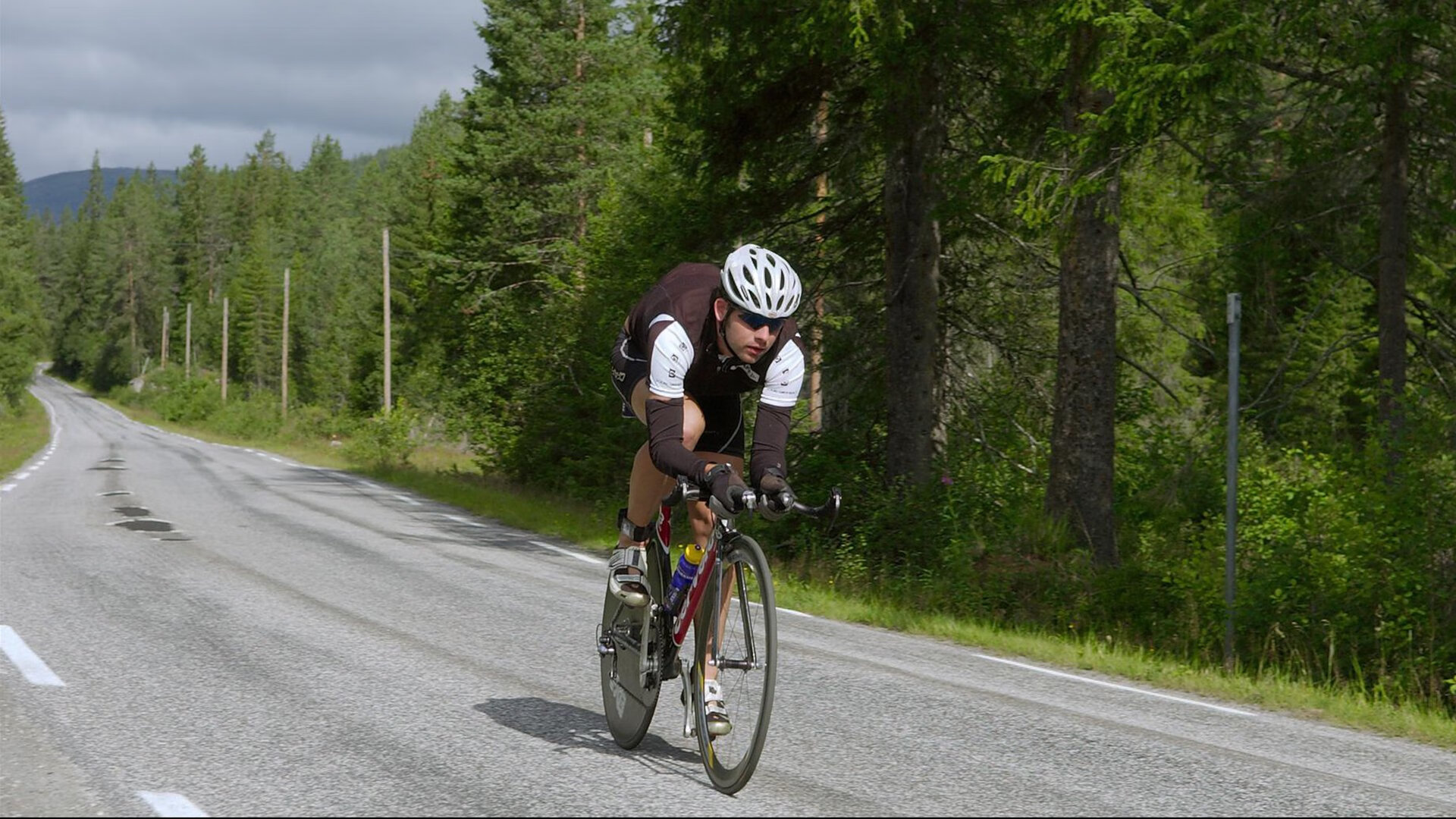 开云体育中国官网-西决生死战之夜，布伦森数据全面爆炸，独行侠新王加冕